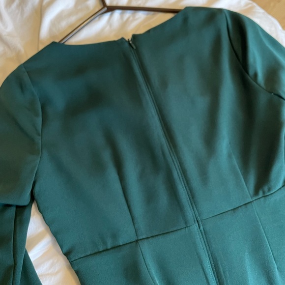 Abercrombie Women's Long-Sleeve Strappy Halter Mini Dress in Dark Green XS - Picture 5 of 7